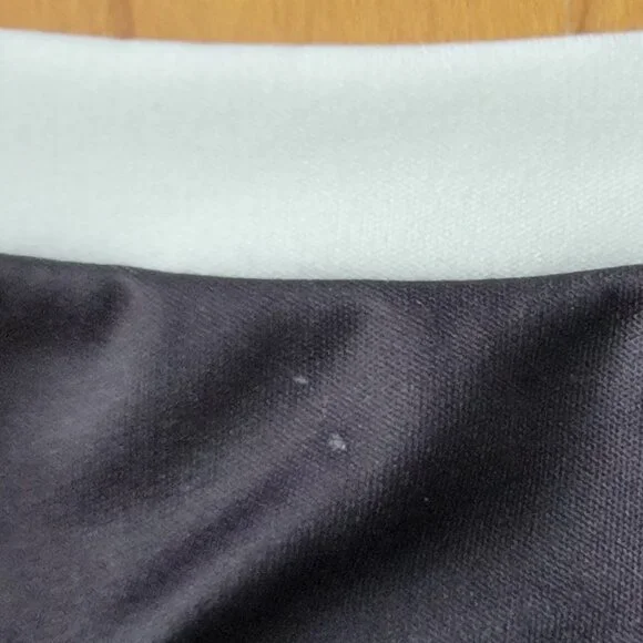 Cute Kitten Face Emerging from Black & White Long Sleeve Zipper Top - 5XL - Picture 7 of 7